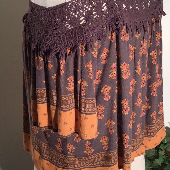 LA HEARTS  off the shoulders crop top plum golden yellow geo paisley patterns S - Picture 3 of 6